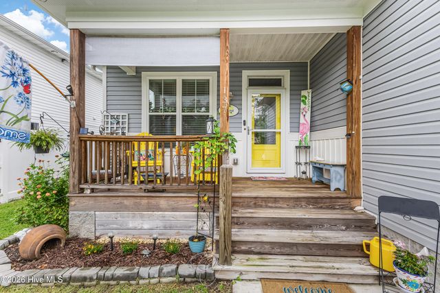 137 NW 16th Street, Oak Island, NC 28465