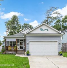 137 NW 16th Street, Oak Island, NC 28465