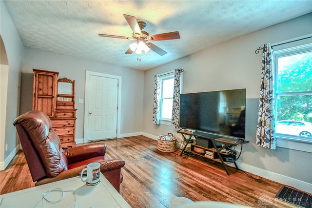 5720 Old Troy Pike, Huber Heights, OH 45424