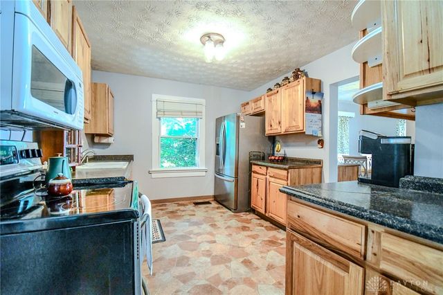 5720 Old Troy Pike, Huber Heights, OH 45424