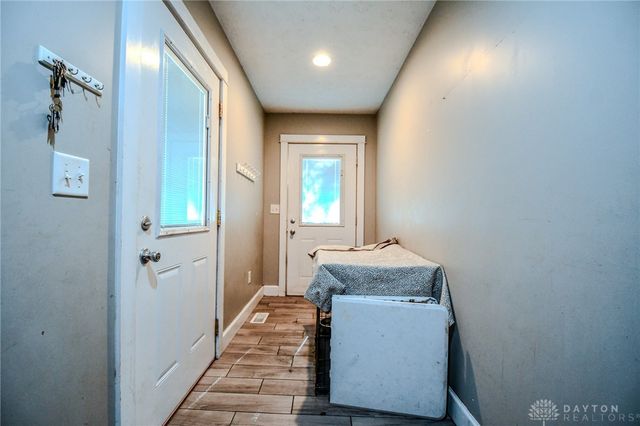 5720 Old Troy Pike, Huber Heights, OH 45424