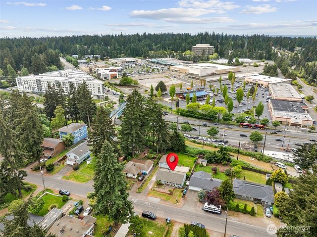 15729 Midvale Avenue N, Shoreline, WA 98133