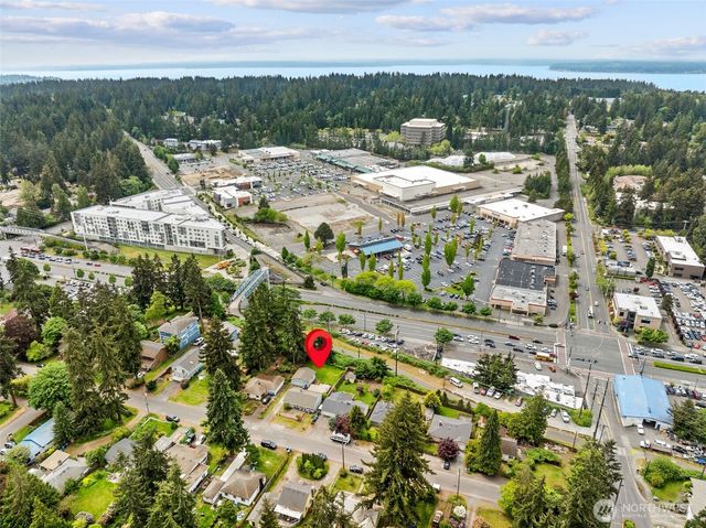 15729 Midvale Avenue N, Shoreline, WA 98133