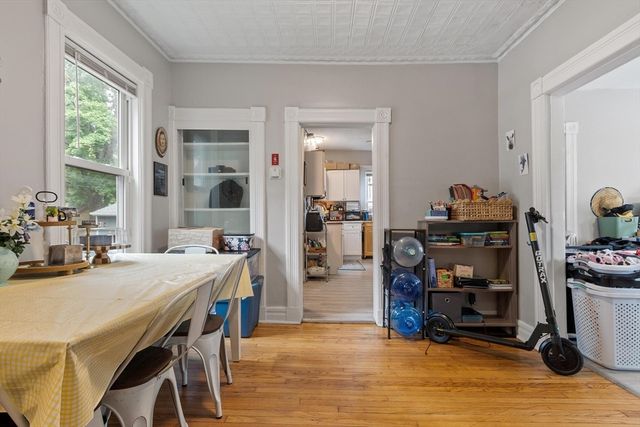 85 Montrose St, Springfield, MA 01109