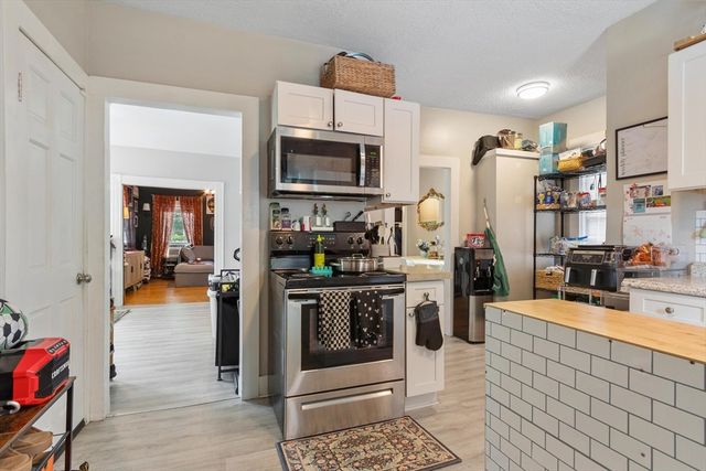 85 Montrose St, Springfield, MA 01109