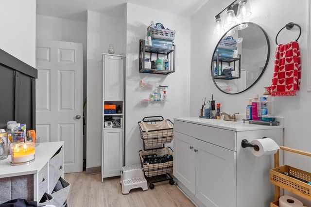 85 Montrose St, Springfield, MA 01109