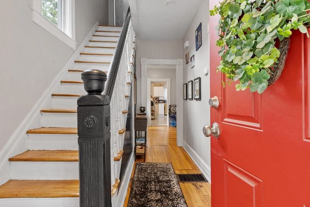 85 Montrose St, Springfield, MA 01109