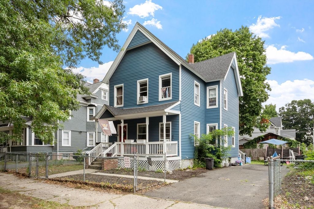 85 Montrose St, Springfield, MA 01109