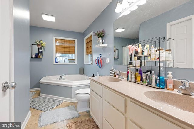 29 E WALNUT ST, Magnolia, DE 19962