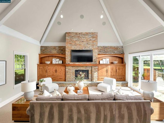 5401 Penny Ln, Danville, CA 94506