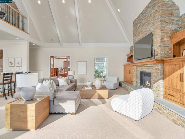 5401 Penny Ln, Danville, CA 94506