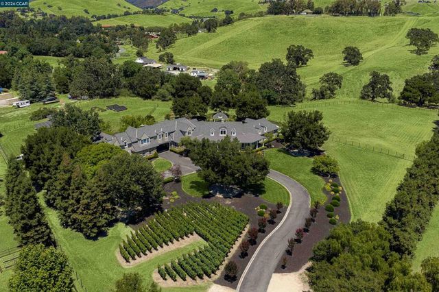 5401 Penny Ln, Danville, CA 94506