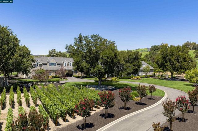 5401 Penny Ln, Danville, CA 94506