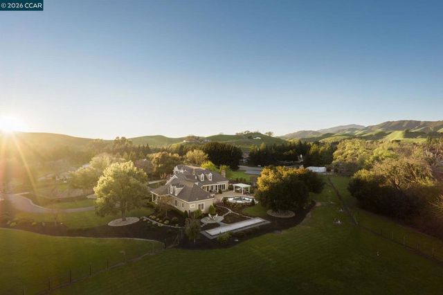 5401 Penny Ln, Danville, CA 94506