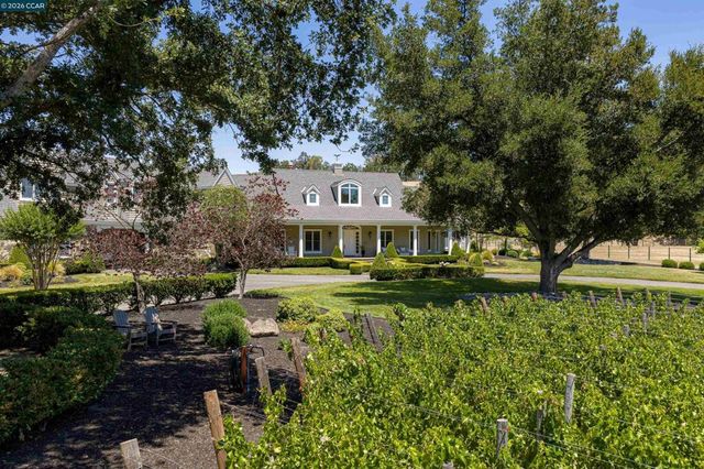 5401 Penny Ln, Danville, CA 94506