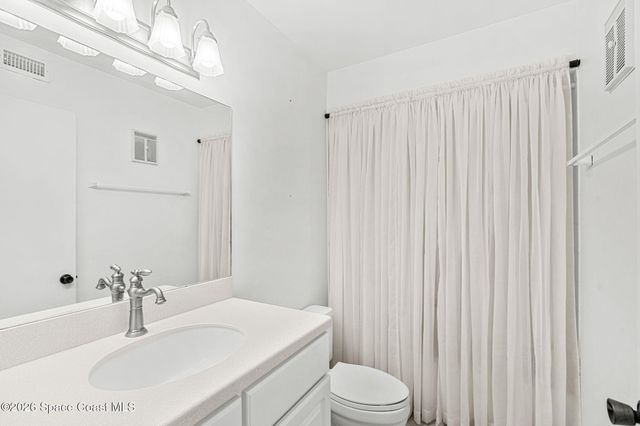 4740 Lake Waterford Way W 2-112, Melbourne, FL 32901