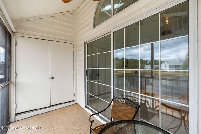 4740 Lake Waterford Way W 2-112, Melbourne, FL 32901