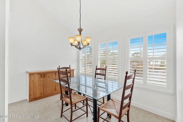 4740 Lake Waterford Way W 2-112, Melbourne, FL 32901