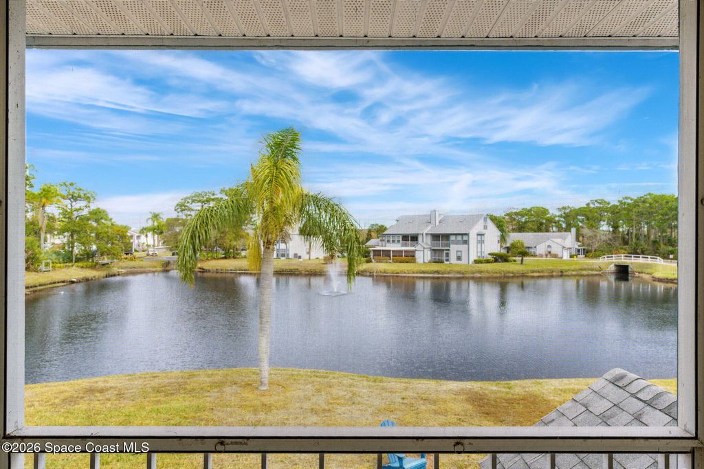 4740 Lake Waterford Way W 2-112, Melbourne, FL 32901