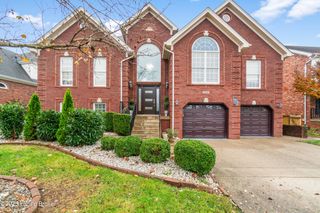 13104 Willow Forest Dr, Louisville, KY 40245