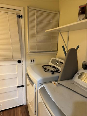 23 Jerome Road, Syosset, NY 11791