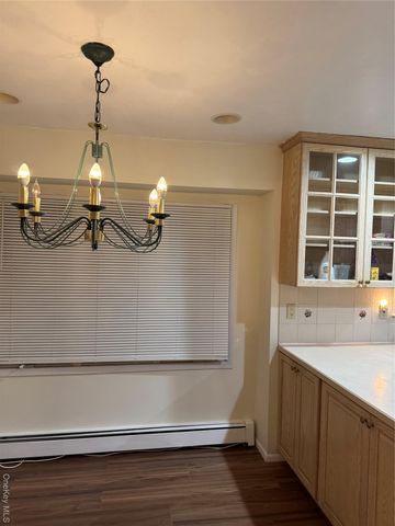 23 Jerome Road, Syosset, NY 11791