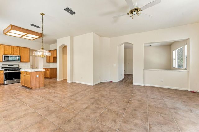 3269 Aruba St, West Sacramento, CA 95691