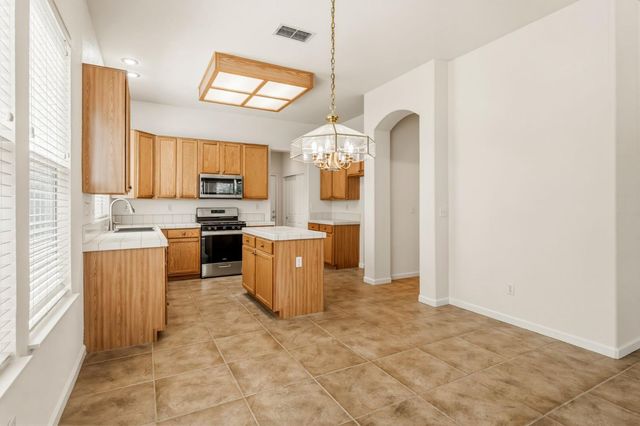 3269 Aruba St, West Sacramento, CA 95691
