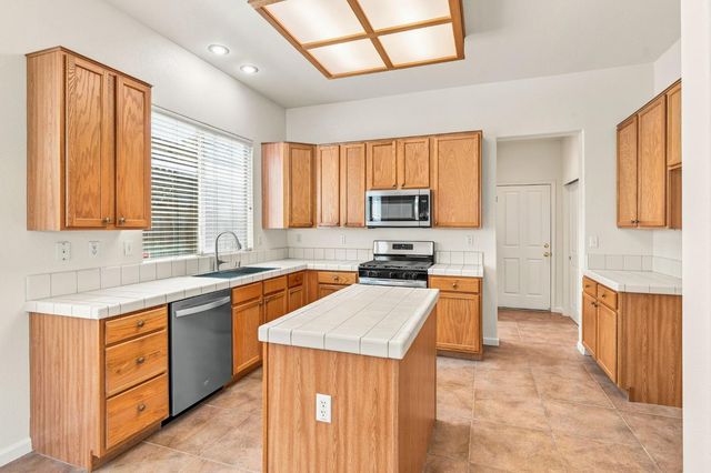3269 Aruba St, West Sacramento, CA 95691
