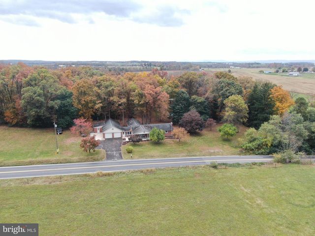 5662 EDENVILLE ROAD, Chambersburg, PA 17202