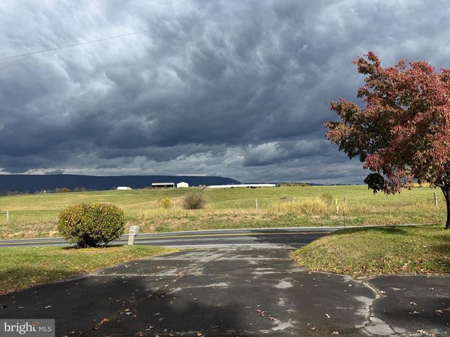 5662 EDENVILLE ROAD, Chambersburg, PA 17202