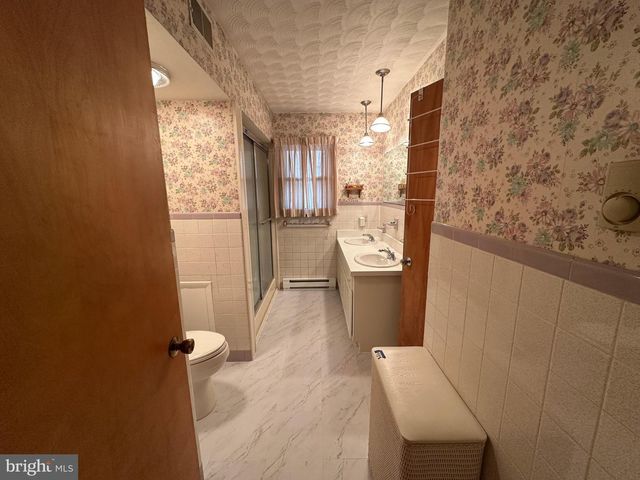 5662 EDENVILLE ROAD, Chambersburg, PA 17202