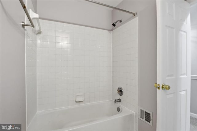 504 AUTUMN WIND WAY, Rockville, MD 20850