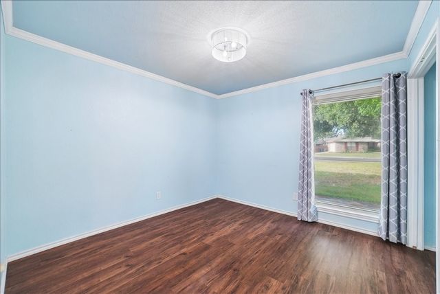 2604 S Meadow Drive, Fort Worth, TX 76133