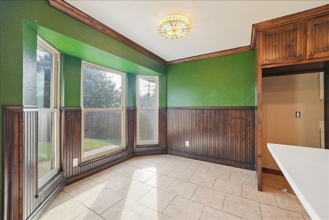2604 S Meadow Drive, Fort Worth, TX 76133