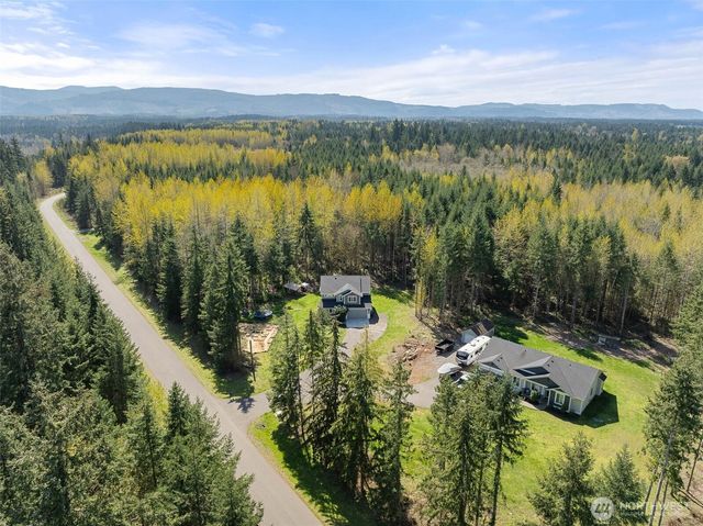 14229 Rainier View Drive SE, Yelm, WA 98597