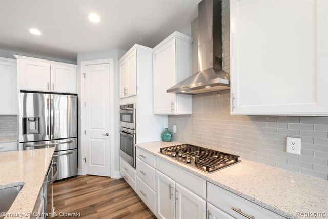 17291 Garden Ridge Lane, Northville, MI 48168