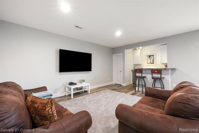 17291 Garden Ridge Lane, Northville, MI 48168