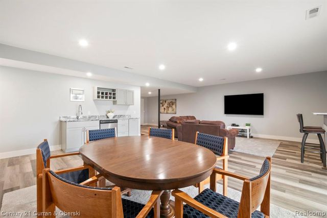 17291 Garden Ridge Lane, Northville, MI 48168