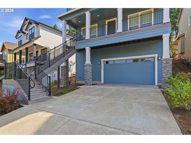 2785 PINEROCK Dr, Eugene, OR 97403