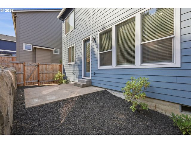 2785 PINEROCK Dr, Eugene, OR 97403