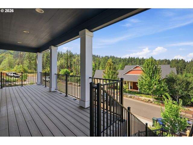 2785 PINEROCK Dr, Eugene, OR 97403