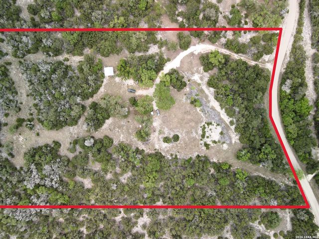 196 DINGLEY VIEW DR, Kerrville, TX 78028
