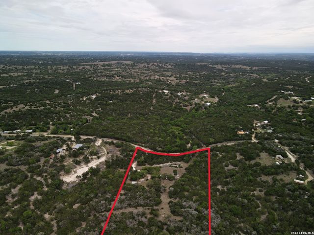 196 DINGLEY VIEW DR, Kerrville, TX 78028
