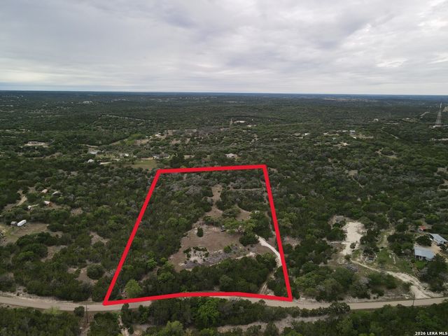 196 DINGLEY VIEW DR, Kerrville, TX 78028