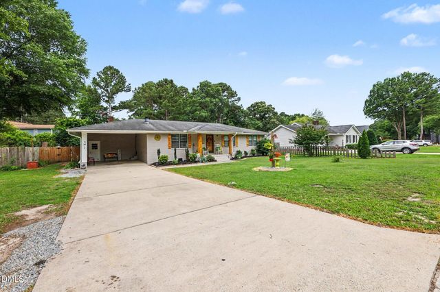 5 Eden Drive, Smithfield, NC 27577