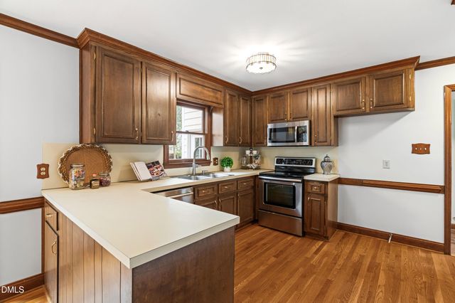 8313 Dunwood Court, Raleigh, NC 27613