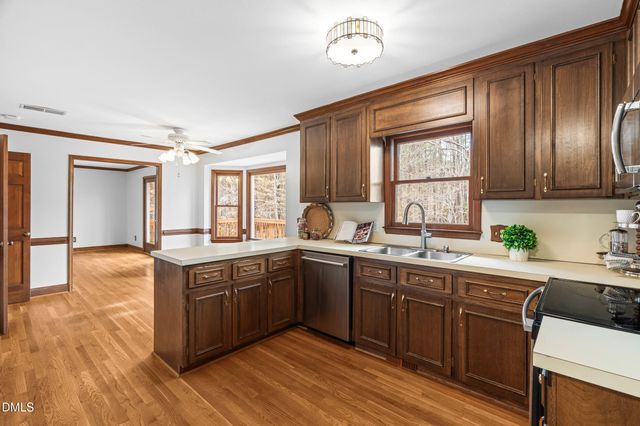 8313 Dunwood Court, Raleigh, NC 27613