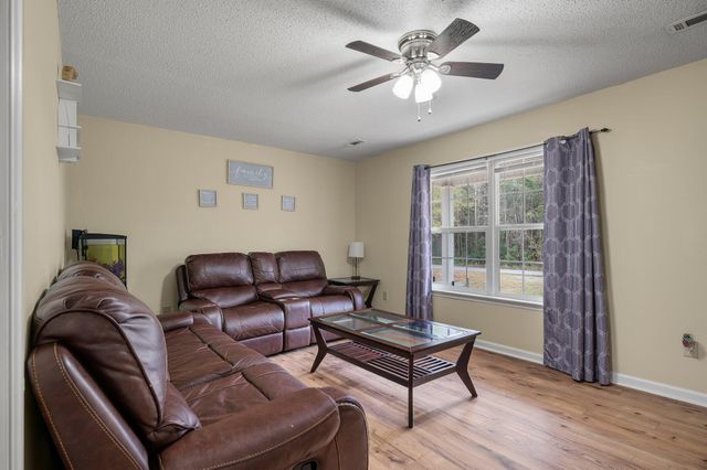 205 Susanne Street, Hampton, SC 29924