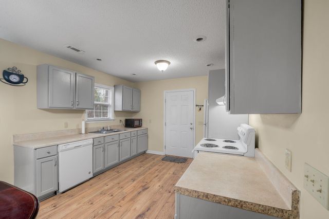 205 Susanne Street, Hampton, SC 29924